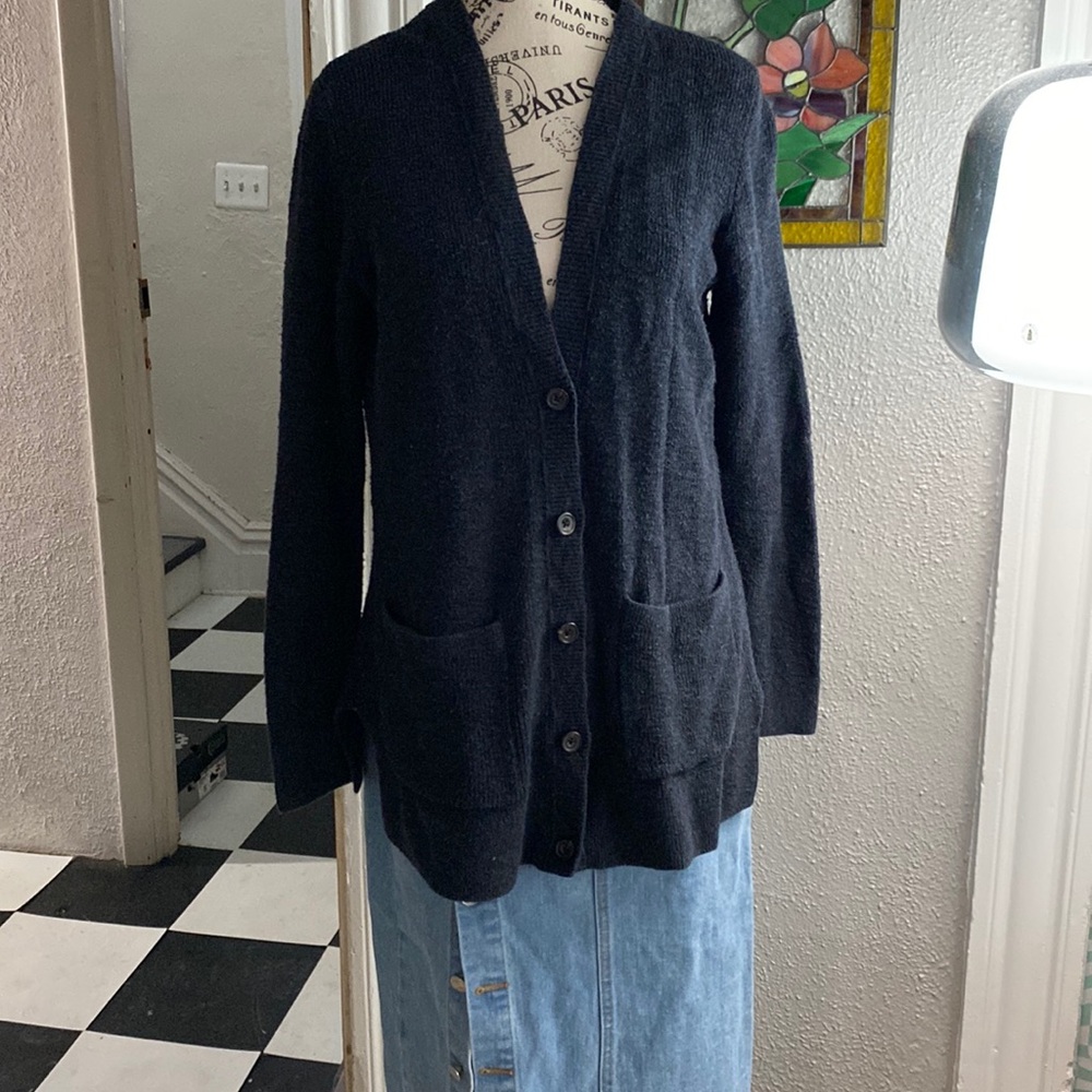EUC vintage Abercrombie and Fitch cardigan in navy size small